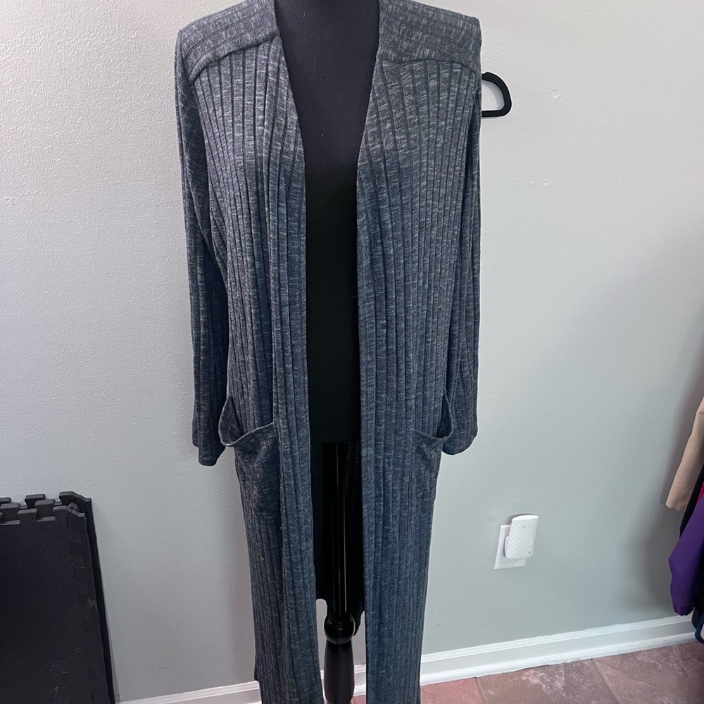 Women's Grey Long Cardigan Sweater‎